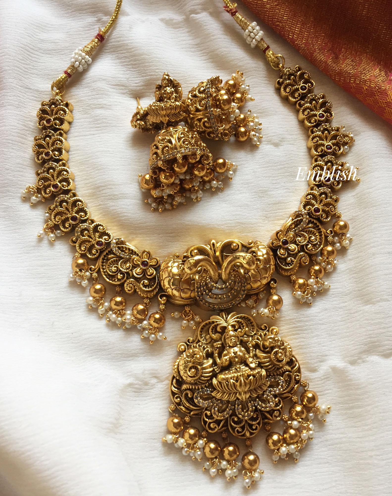 Antique 3D Lakshmi with Double Peacock Short Neackpiece - Gold Beads